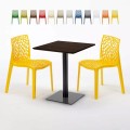 Quadratisch Tisch Holzeffekt und Schwarz Stahlfuß 60x60 cm mit 2 Bunten Stühlen Gruvyer Kiss Aktion