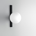 Schwarze Metall-Wandleuchte mit weißem Glaskugel Licht Enoire Aktion