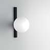 Schwarze Metall-Wandleuchte mit weißem Glaskugel Licht Enoire Aktion