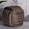 Moderner Samt-Pouf Softy mit gestepptem Design Katalog