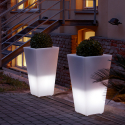 Leuchtender Design-Topf Slide Y-Pot für Innen und Außen mit LED Angebot