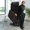 Elektrischer Relaxsessel Marie aus Stoff mit Rädern und Aufstehhilfe für Senioren 