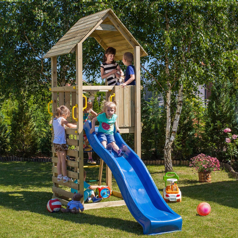 Kinderspielplatz aus Holz mit Spielturm und Rutsche Carol-1 Aktion