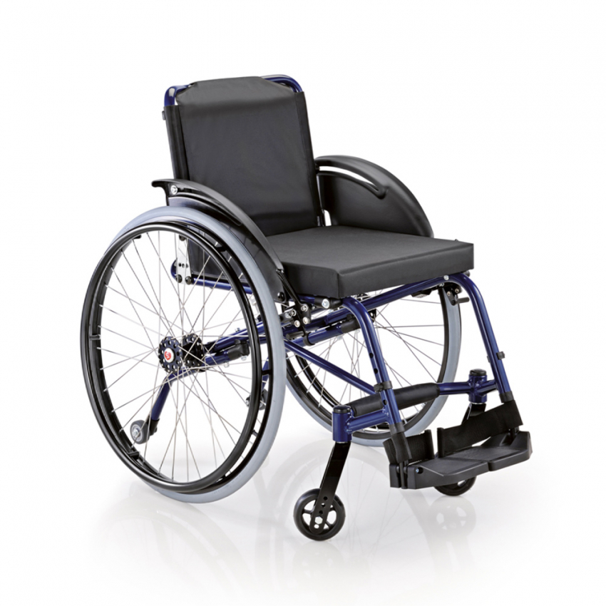 Leichter Sportrollstuhl mit Selbstantrieb für Behinderte Winner Surace Aktion Leichter Sportrollstuhl mit Selbstantrieb für Behinderte Winner Surace Aktion