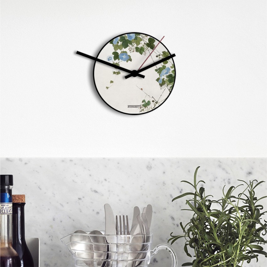 Kleiner runder Wanduhr im modernen Design Natur Blaue Blumen Aktion